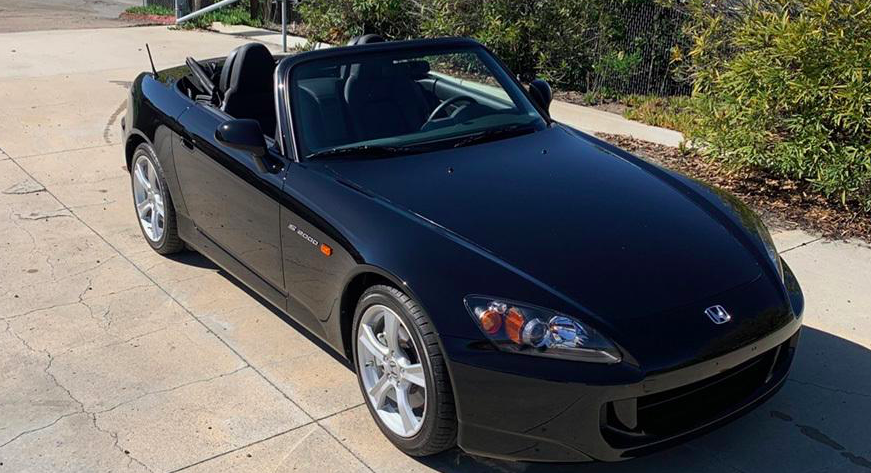 Продається майже нова Honda S2000, яка 10 років стояла без діла