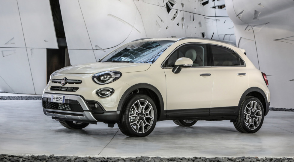 В оновленому Fiat 500X змінилася зовнішність, мотори та обладнання