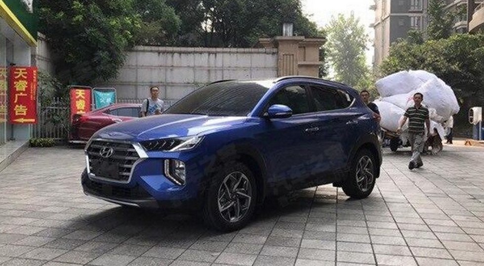 Hyundai Tucson в оновленому виконанні потрапив до об'єктиву папараці