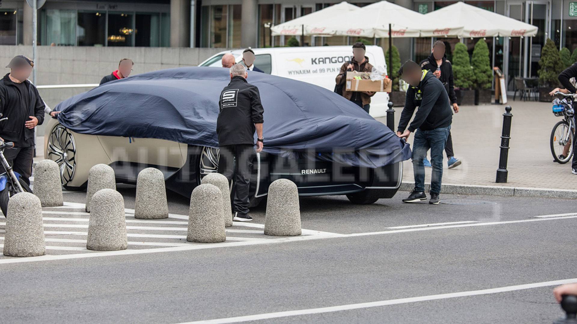 Прототип Renault з майбутнього вже роз'їжджає по громадських дорогах