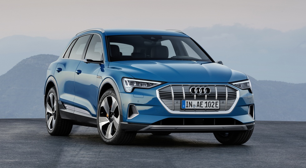 Audi e-tron: в серійній машині камери опціонально замінять дзеркала