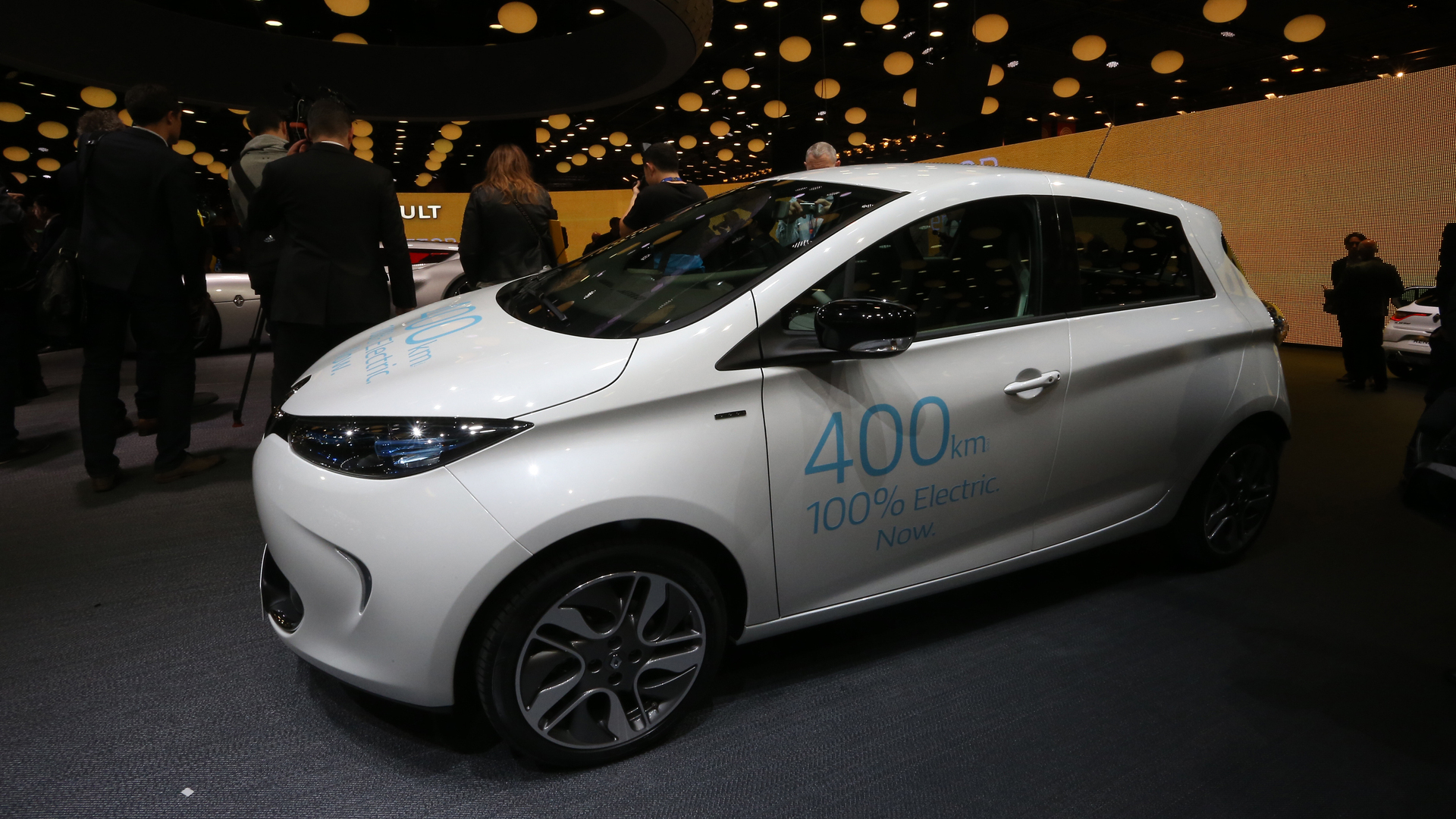 Renault озвучило, якими машинами буде покоряти електричний авторинок