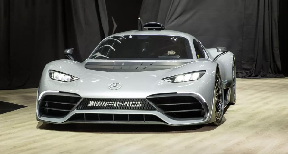 Mercedes вирішила дати 1000-сильному гіперкару інше ім'я