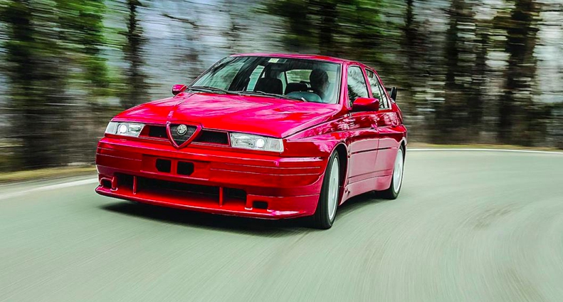 Екземпляр Alfa Romeo 155 GTA Stradale продають з молотка