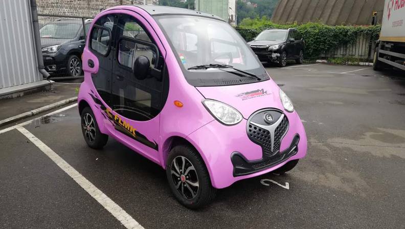 Україна отримала бюджетні китайські електрокари