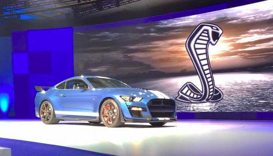 Ford Mustang стане 4-дверним купе