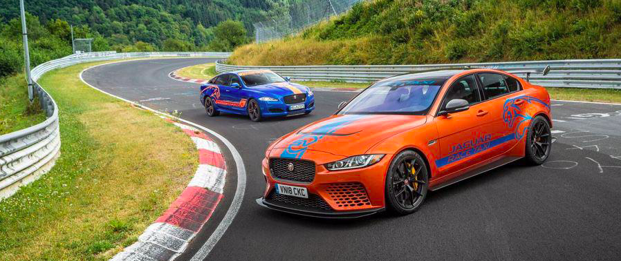 З хардкорного Jaguar XE SV Project 8 зробили гоночне таксі