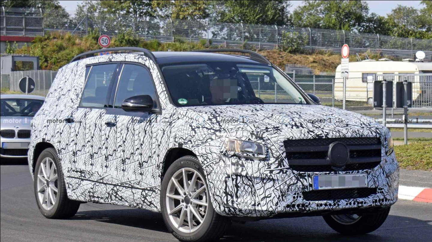 Новенький Mercedes-Benz GLB повністю готується до виробництва