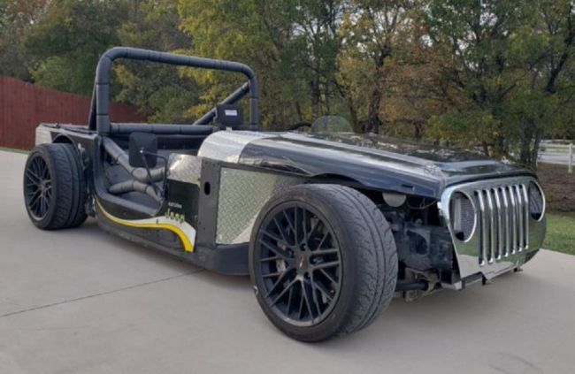 Що буде, якщо з'єднати Chevrolet Corvette і Jeep Wrangler? (ФОТО)