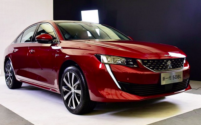 Peugeot 508 знову перетворився на седан, попрощавшись з безрамковими дверима