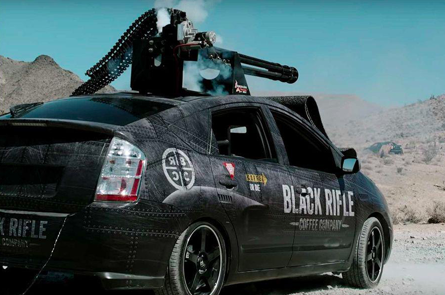 На фото показали найбільш небезпечний Toyota Prius у всьому світі