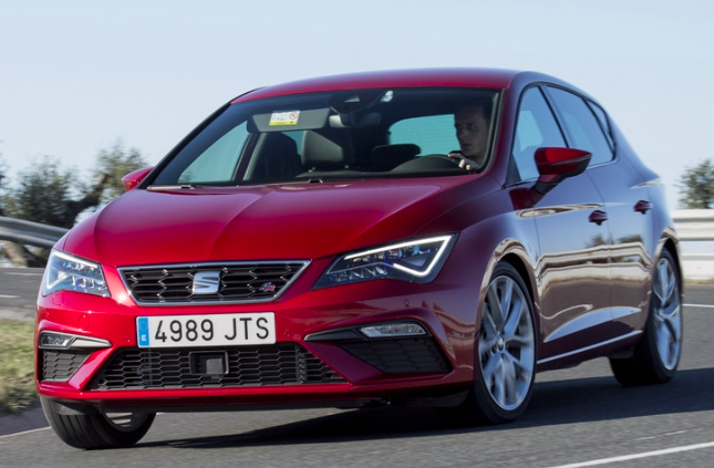 З Seat Leon можуть створити седан