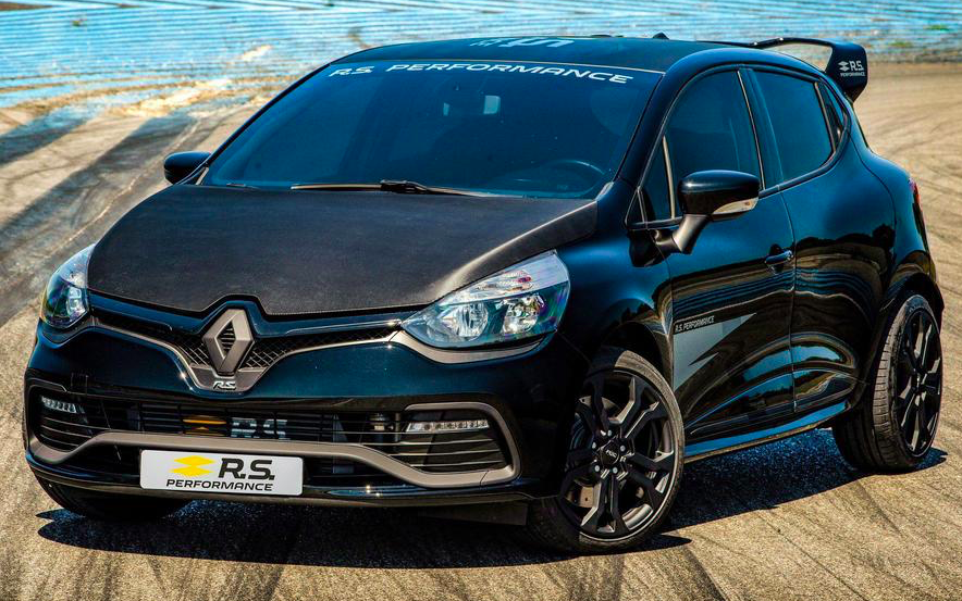 Renault Sport показало ще більш «заряджений» хетч Clio RS