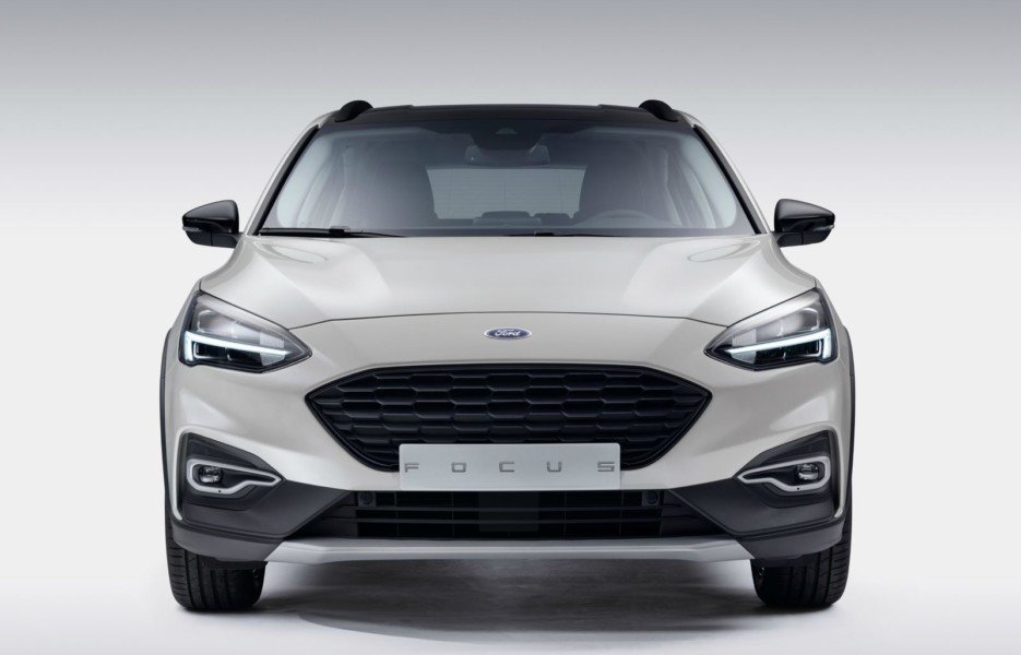 Новому Ford Focus нададуть вигляд пікапа