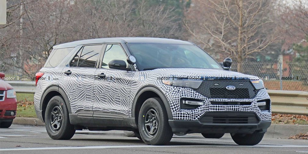 Поліцейського Ford Explorer активно тестують на дорозі