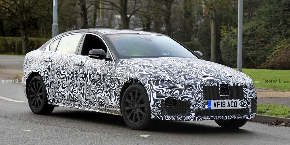 Jaguar зайнявся тестами оновленого XE