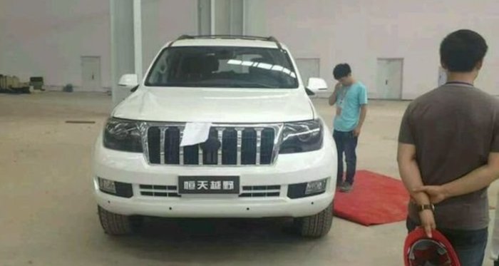 В Китаї будують дешевий Land Cruiser