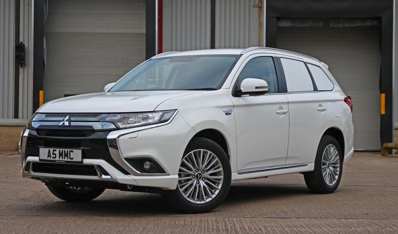 З гібридного Mitsubishi Outlander створили 2-місний фургон
