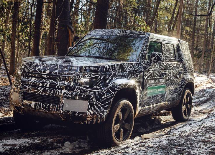 ​​​​​​​Нове фото салону Land Rover Defender виявилося застарілим