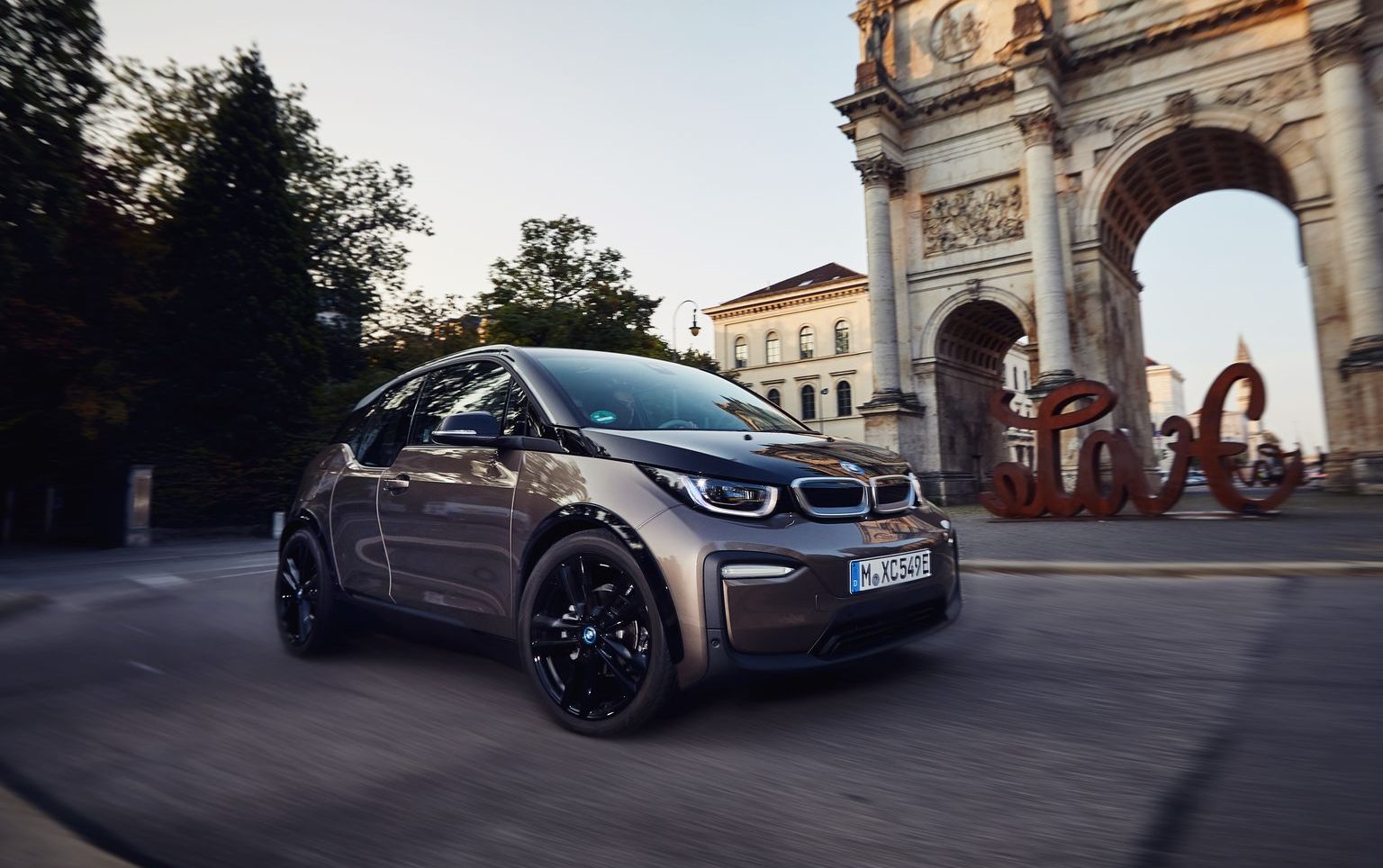 Бюджетному електрокару BMW i2 готують цінник у 30 000 євро