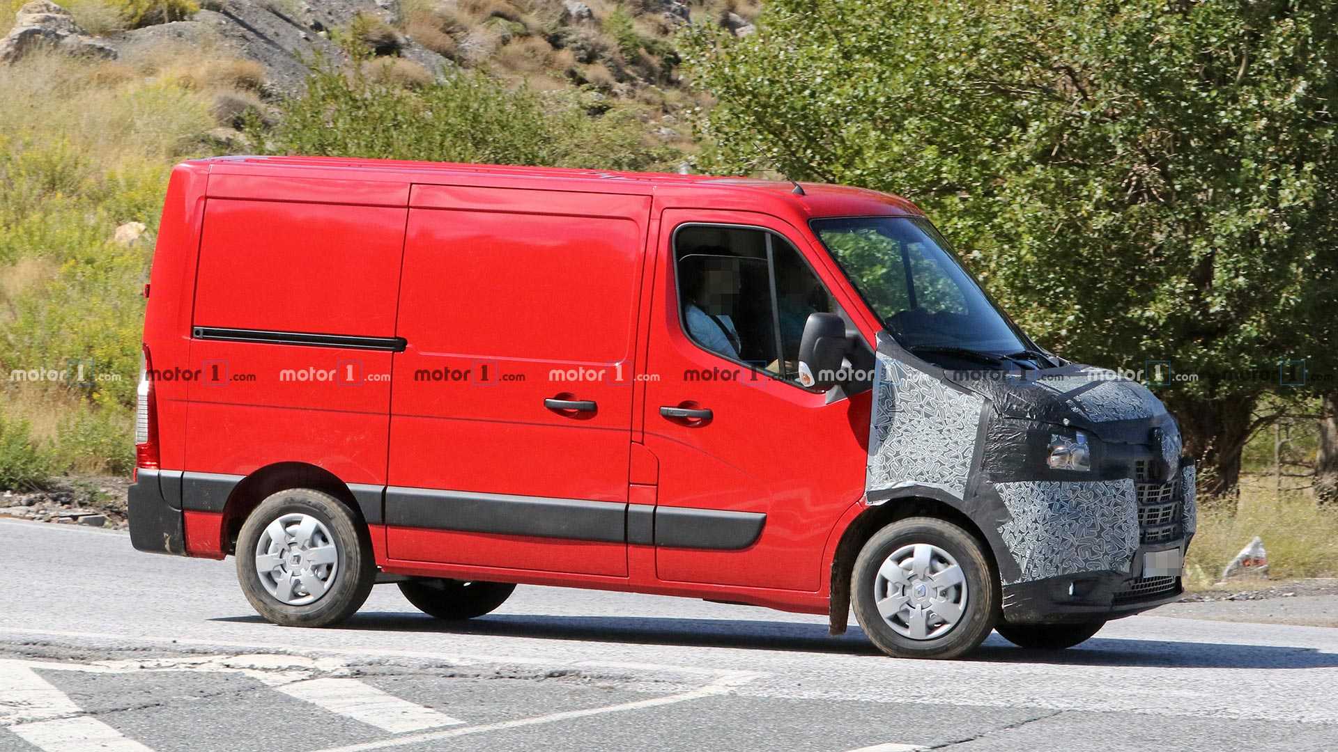 Комерційний Renault Master в новому виконанні став