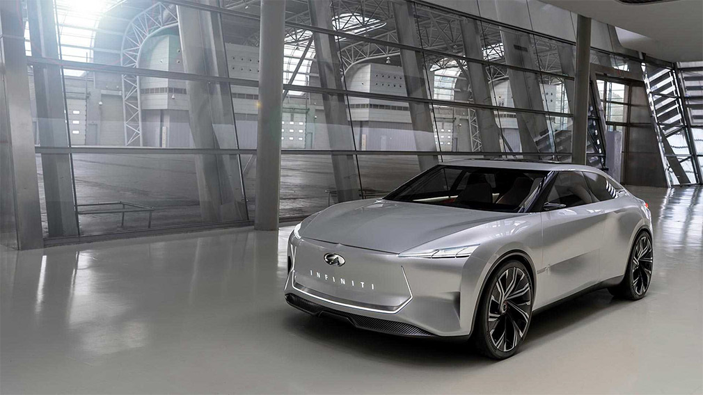 Представлений новенький спортивний седан Infiniti