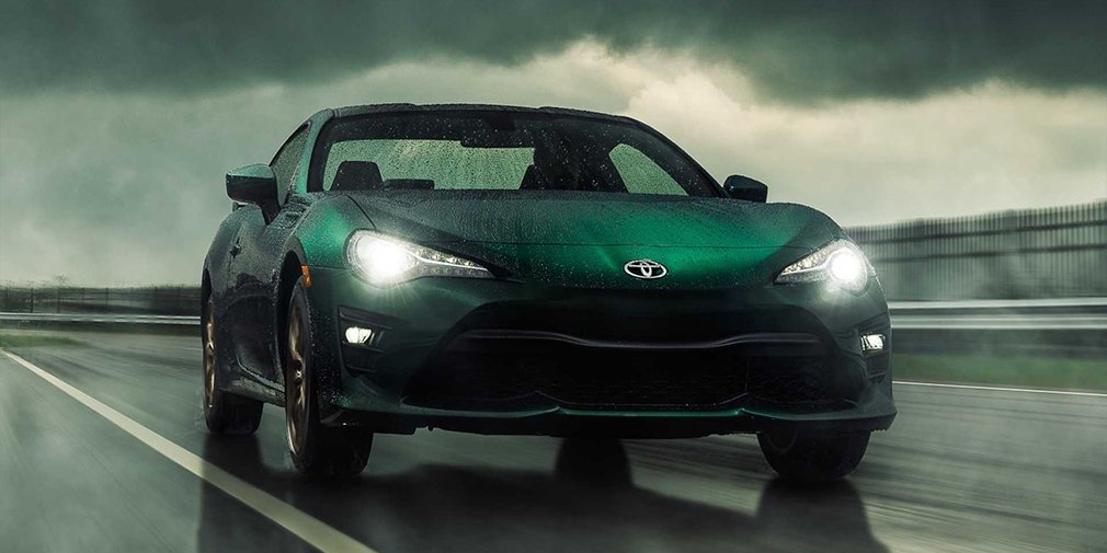 Спеціальну версію Toyota GT86 присвятили гірському треку в Японії