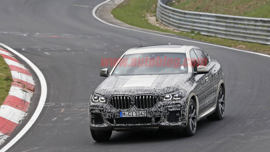 Новий BMW X6 вперше потрапив на тестах
