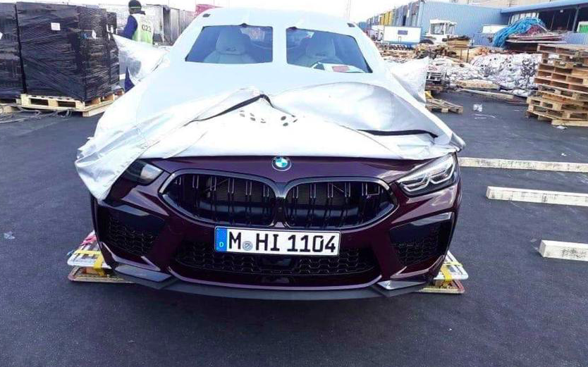 BMW M8 з'явилася на нових фото