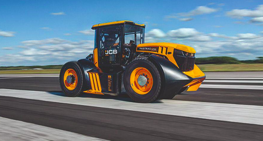 Подивіться, як 1014-сильний трактор встановлює рекорд швидкості (ВІДЕО)