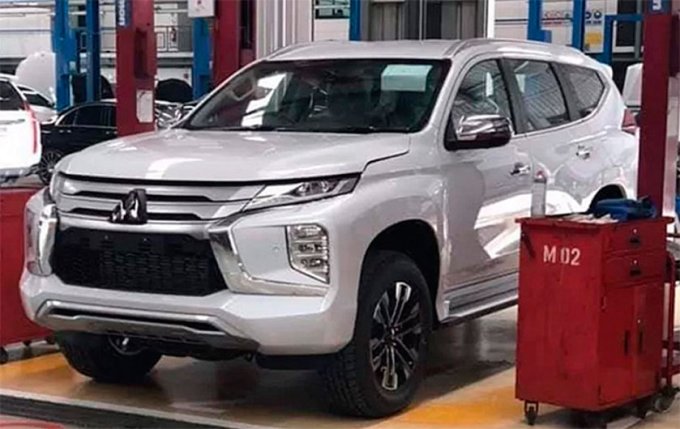 Новий Mitsubishi Pajero Sport 2020 спіймали без камуфляжу
