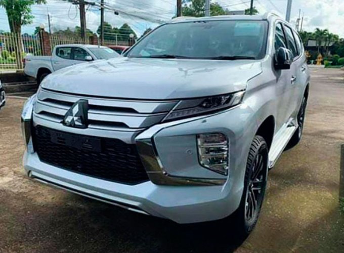 Оновлений Mitsubishi Pajero Sport 2020 вже постачають дилерам