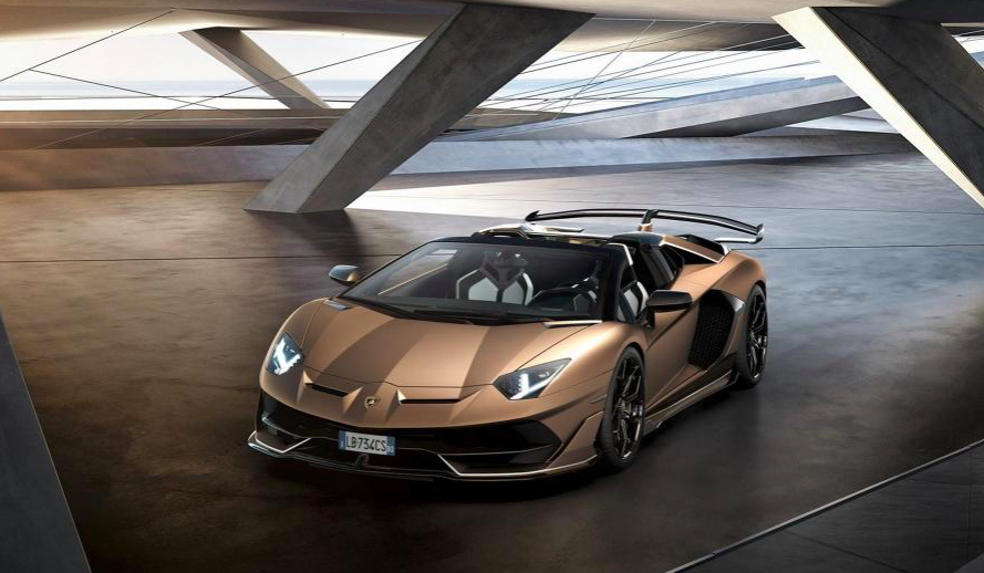 Новий Lamborghini Aventador затримується