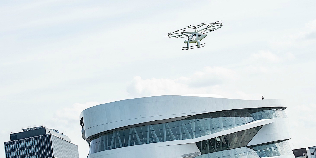 Німецьке аеротаксі на автопілоті вперше політало Європою