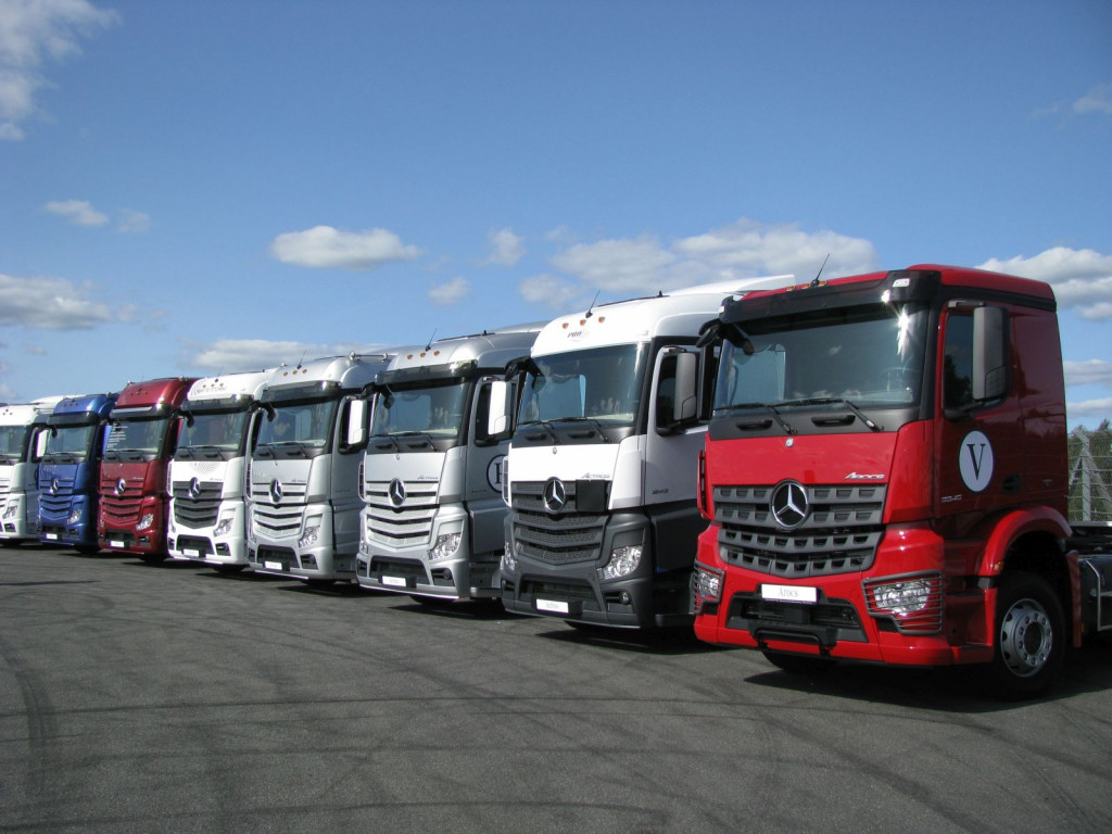 Стало відомо, який вантажний транспорт найпопулярніший в Україні