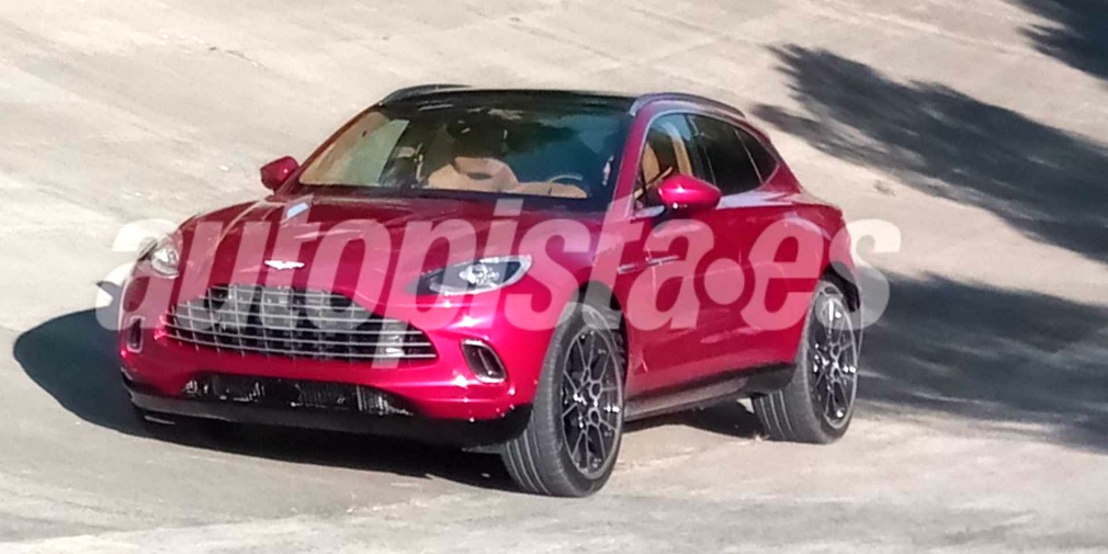 Перший кросовер Aston Martin розсекречено зовні