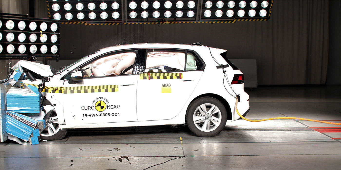 Euro NCAP перевірила безпеку новеньких Volkswagen Golf та Nissan Juke (ВІДЕО)
