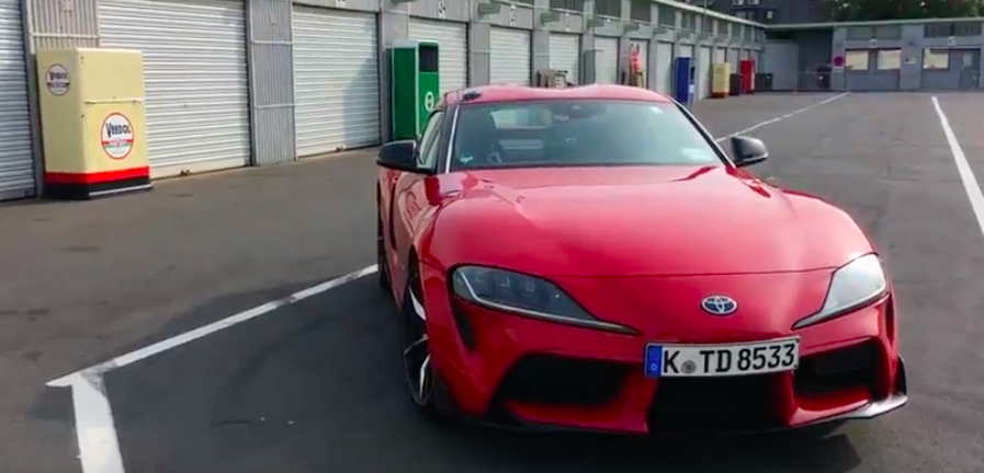 Toyota Supra змагалася з BMW Z4 на Нюрбургринзі (ВІДЕО)