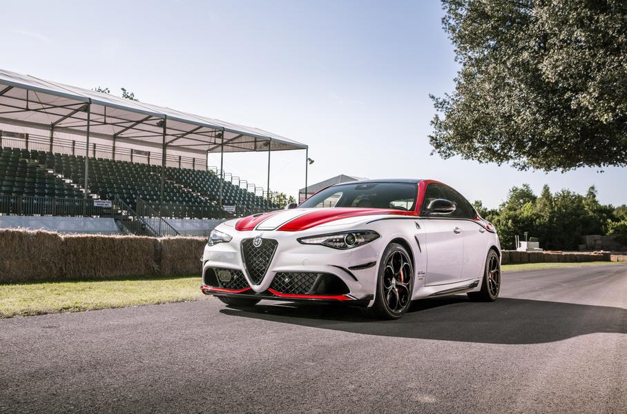 Alfa Romeo Giulia з'явиться в ще більш екстремальному виконанні