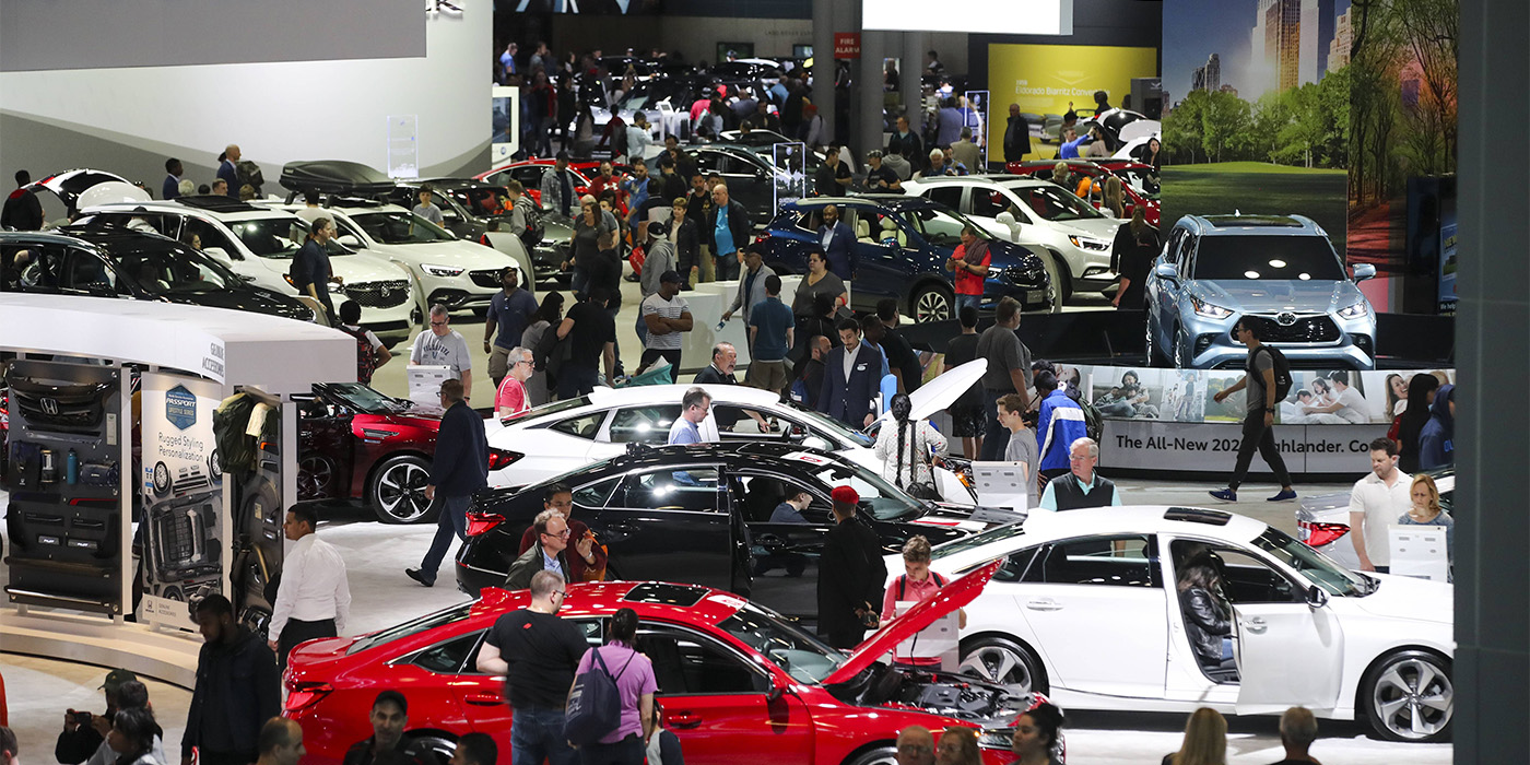 Мотор-шоу в Нью-Йорку пішло по стопах Женеви