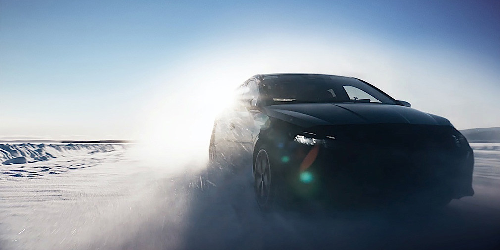 Спортивного хетчбека Hyundai i20 протестували на льоду (Відео)