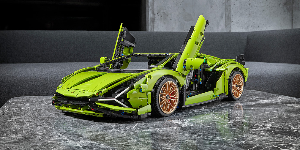 Найпотужніший суперкар Lamborghini перетворився на модель Lego