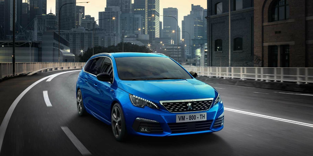 Peugeot 308 з оновленнями обзавівся віртуальною приладовою панеллю