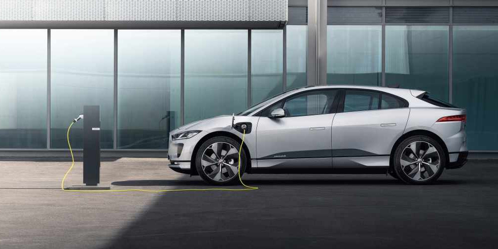 Jaguar I-Pace потужно оновився