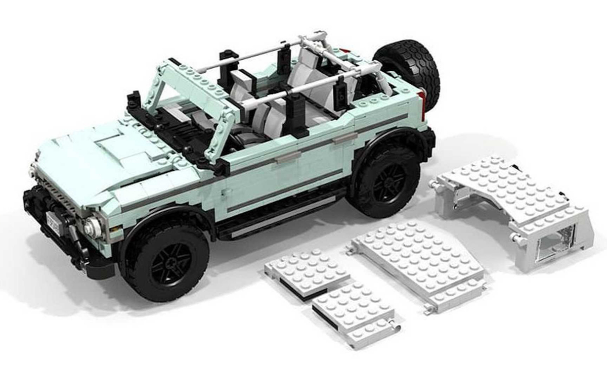 Точна копія позашляховика Ford Bronco з Lego