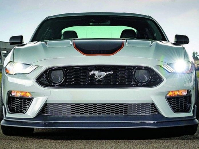 Новий Ford Mustang буде випускатися протягом 8 років