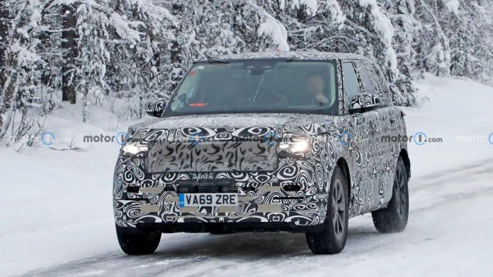 Нове покоління Range Rover тестують у Швеції