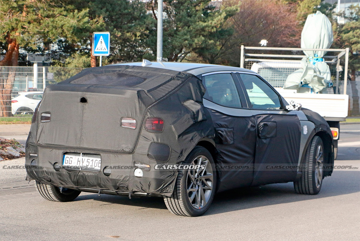 Новенький SUV від Genesis помічений на тестах