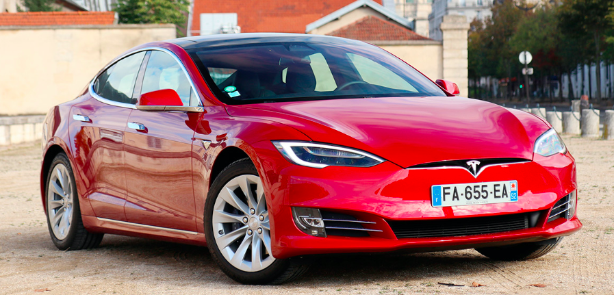 Розпочинається ремонт для 135 тисяч моделей Tesla