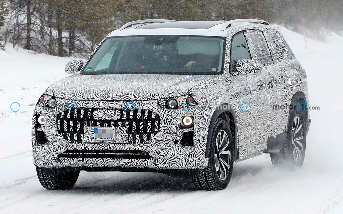 Audi зайнялася тестами нового великого SUV